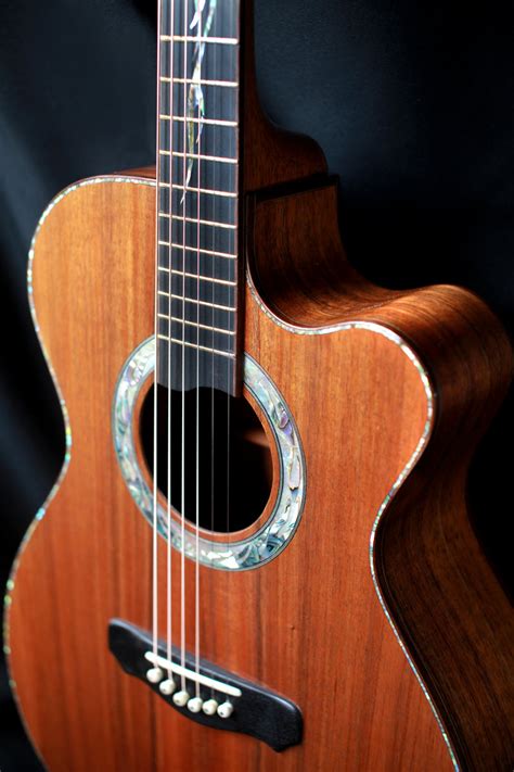 These iconic instruments produce a rich, engrossing sound that can lead a band, accompany a singing ensemble, or inspire you to write that next hit. . Handmade acoustic guitars for sale